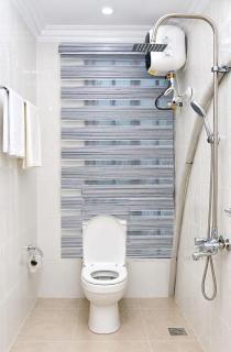 Executive Private Bed and Bath - 6