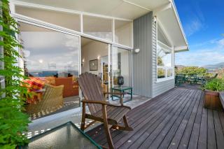 Panoramic Views in Acacia Bay Renovated Bathroom - 7