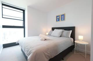44D Stunning Ocean view 3Bedroom Abnb Apartment with Free parking - 2