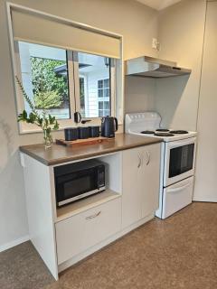 Spacious & Modern Gem in the Heart of Taupo - 4