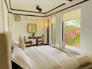 Castle View Hotel Resort - Magamomo - 5