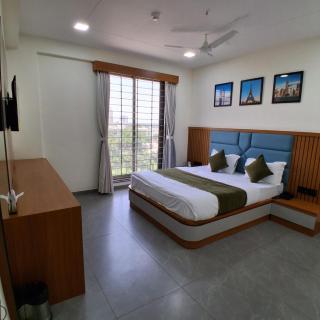 Hotel Sun Park Vadodara - 2