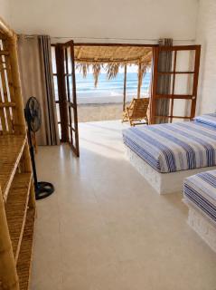 Casa frente al mar con piscina privada y BBQ en Zorritos, Tumbes - 8