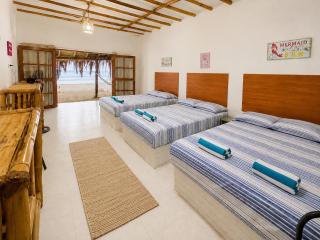 Casa frente al mar con piscina privada y BBQ en Zorritos, Tumbes - 6