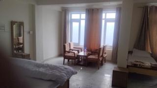 Hotel Gaurav Palace - 8
