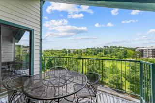 Green Mountain Getaway 2BDR - 8