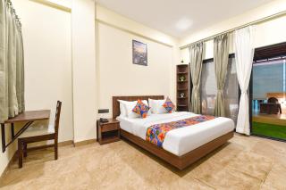 FabHotel Aura Azure, Mahalaxmi Nagar - 6