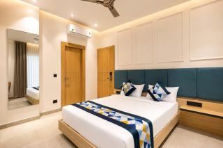 Hotel Shri Govindam Banaras with Parking - 6