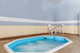 Days Inn by Wyndham Alpena - 1