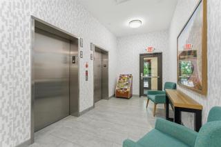Hampton Inn and Suites Woodstock, Virginia - 1