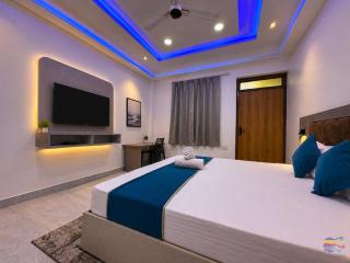 Hotel Shanti Residency Vrindavan - 1