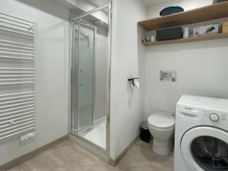 Logement Privé avec espace détente Spa de nage, Spa, Hammam, Sauna - 8