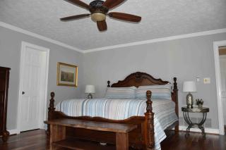 Seven Springs Country Home - 2