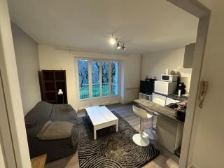 Super appartement avec balcon - 0