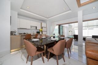 New 4BR Pool Villa Maple with 2 Master Suites near Rawai Seafood Market - 8