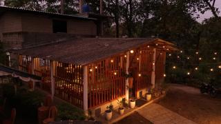 Circle Edge Resort - 9