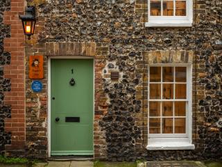 Fagin's Den - 7