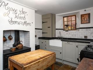 Fagin's Den - 8