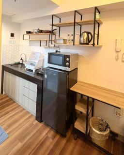 Industrial Apartment Tokyo Riverside PIK 2 by TYAFY Living - 2