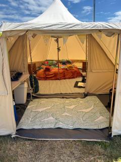 Daisys Meadow Retreat Tent Sleeps 2 with Hot Tub - 7
