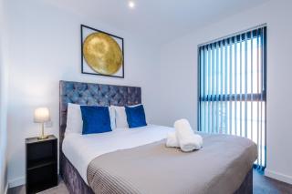 Two Bedroom Apartment in Birmingham Hosted by Eason Stays and close to City Centre - 2