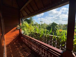 Unique 1BR Wooden Apartment 2nd Floor with Sunset view - 7