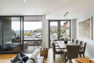 Luxury Apartment in Bristol's Creative Quarter - 8