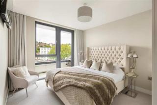Luxury Apartment in Bristol's Creative Quarter - 3