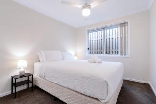Bright Family Retreat Near Theme Parks - 1