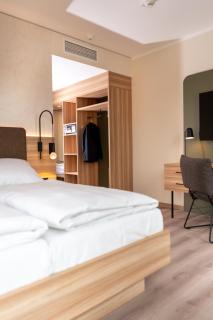 Hotel Neue Mitte - 2