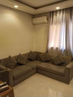 Comfortable & Convenient Studio Near Everything - 0