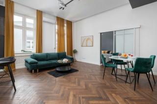 Stylish Apartment with Air Conditioning in the Center of Łódź by Noclegi Renters - 7