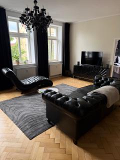 Exklusives und stilvoll eingerichtetes Apartment für Erwachsene - 0