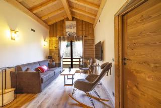 Chalet Quartz - 1