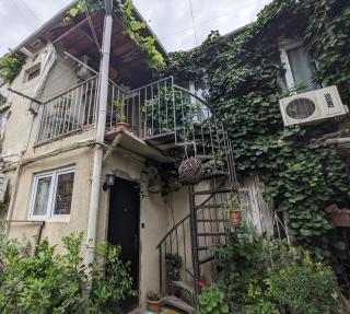 Old Tbilisi Cozy Apartments - 9