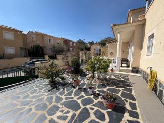 Villa Leviosa located in quiet area with pool! - 5