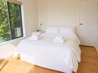 Beachlovers Onetangi - Stay Waiheke -  - 9