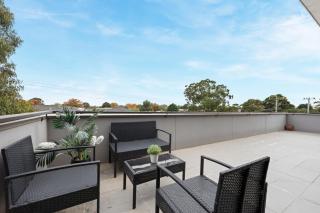 Boutique 2BR Apt In Heidelberg - 1