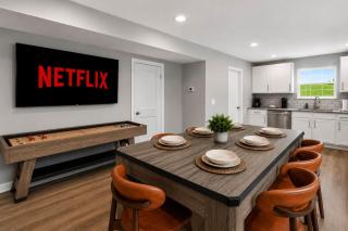 Spacious 6BR Louisville Duplex Sleeps 27 Games - 7