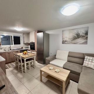 Arothea Beachside House - 5