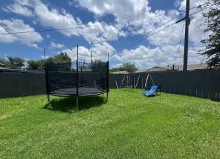 Stunning 4BR 2BA Hot Tub Cozy Holiday Home in Plano - Plano - 7