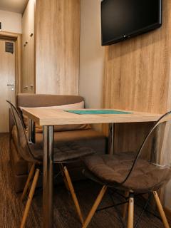 NevSki Apartments - 5
