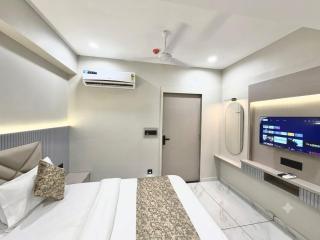 Hotel Royal Empire - 7