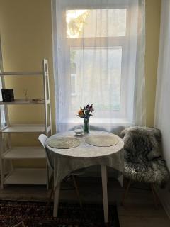 cozy & central - 7
