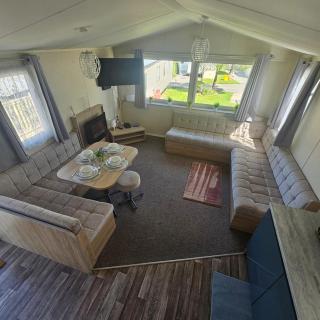 3BR Countryside Caravan up to 7 Guests - Tosside - 6