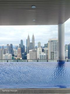 Infinitum suites top floor pool by Sarfa - 0