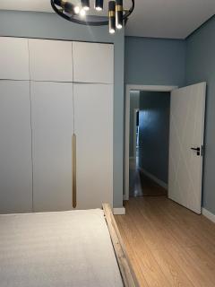 Modern Private Room in Family Home - 6