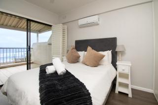6 Bronze Beach Umhlanga Rocks - 2