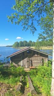 Saunamökki järven rannalla - 4