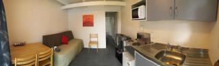 Camellia Court Family Motel - 6